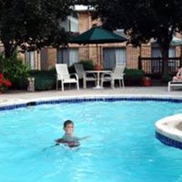 Western Denver Southwest Hotel 3*