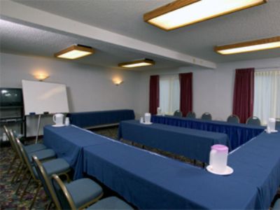 Western Denver Southwest Hotel 3*
