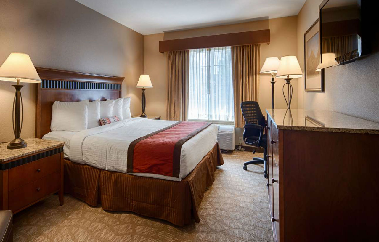 Western Denver Southwest 3*